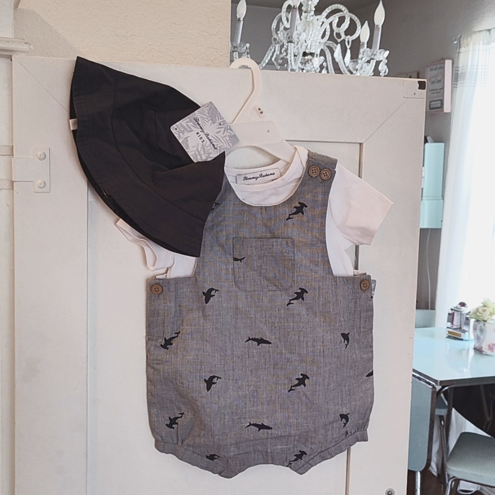 Tommy Bahama 3 Piece Outfit